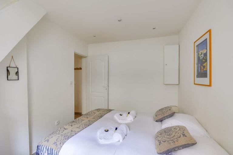 Guestready - Bel Apt A 6 Min Du Metro Gare Du Nord Paris Exteriör bild
